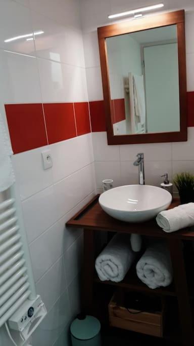 Toulouse Charmant T3 Ponts Jumeaux Avec Terrasse Apartamento Exterior foto